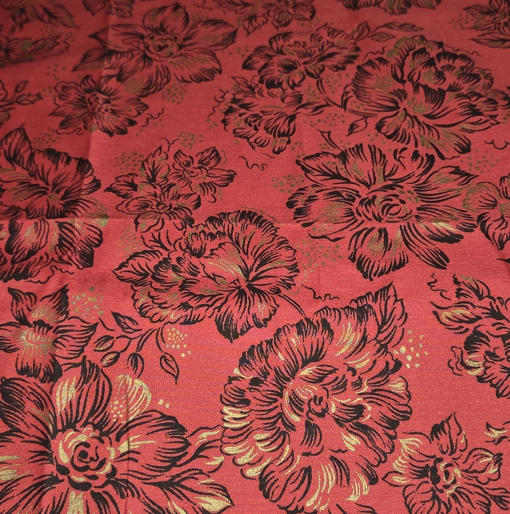 The Manes Organization, INC. Bold Floral Red Black Gold Cotton Sewing Fabric 5yd